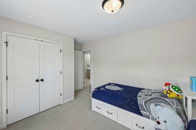 399 Tessier Court, Vadnais Heights, MN 55127