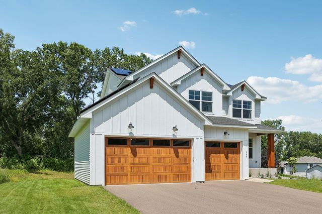 399 Tessier Court, Vadnais Heights, MN 55127