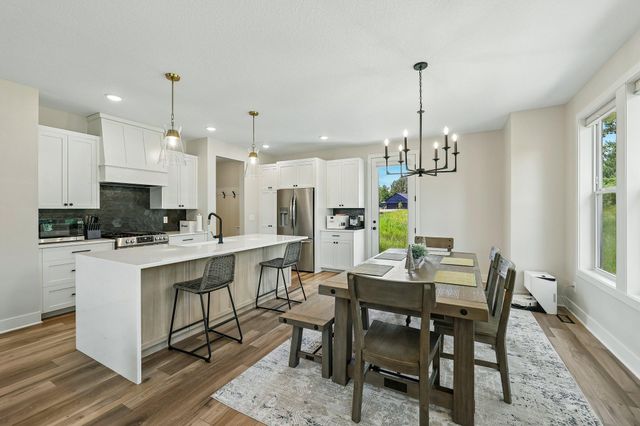 399 Tessier Court, Vadnais Heights, MN 55127