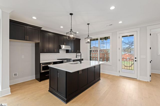 1305 Pendleton Street Unit 12, Greenville, SC 29611