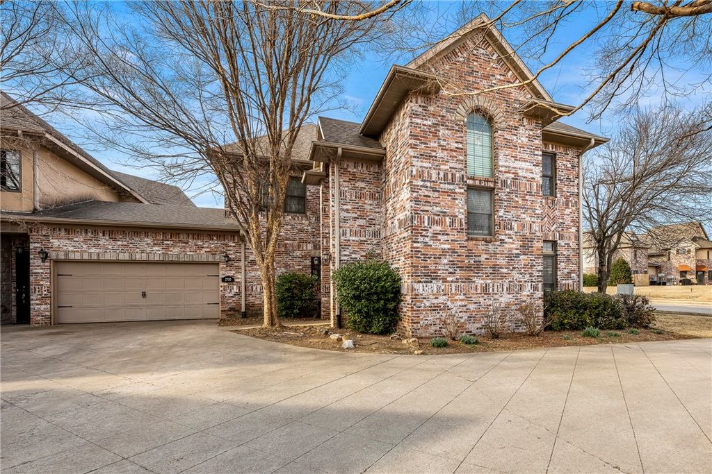 2616, 2700, 2464 S Everest Avenue, Rogers, AR 72758