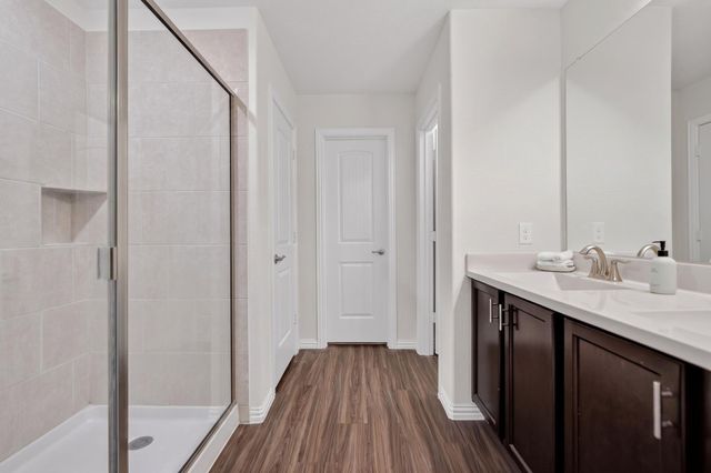 705 Pearl Way, Arlington, TX 76002