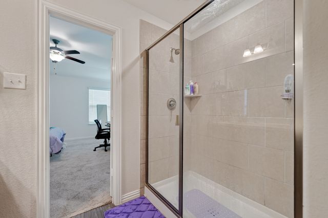 705 Pearl Way, Arlington, TX 76002