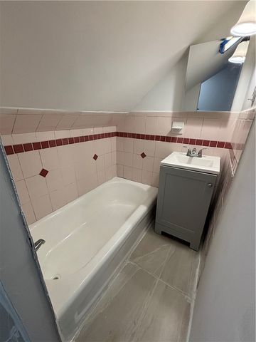 146 Pond Street, Pawtucket, RI 02860
