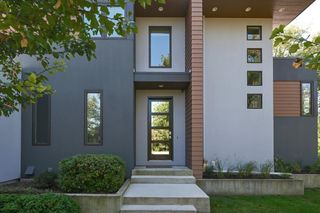 4821 W Glen Cove COURT, Mequon, WI 53092