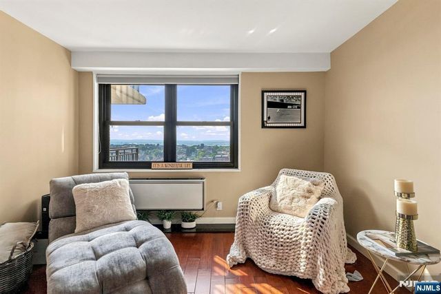 7855 Boulevard East 20F, North Bergen, NJ 07047