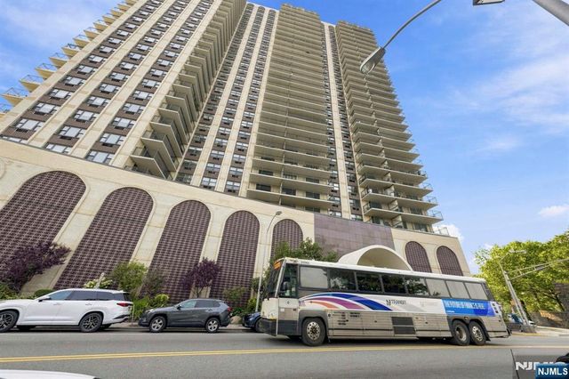 7855 Boulevard East 20F, North Bergen, NJ 07047