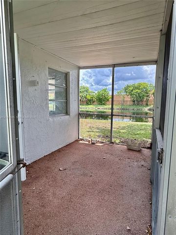 7008 NW 89th Ave, Tamarac, FL 33321
