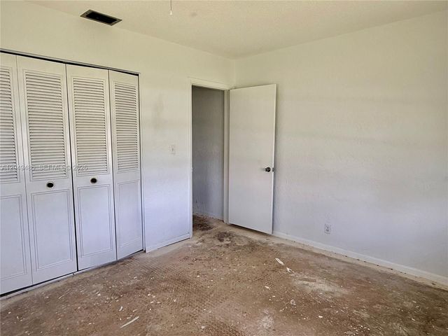 7008 NW 89th Ave, Tamarac, FL 33321