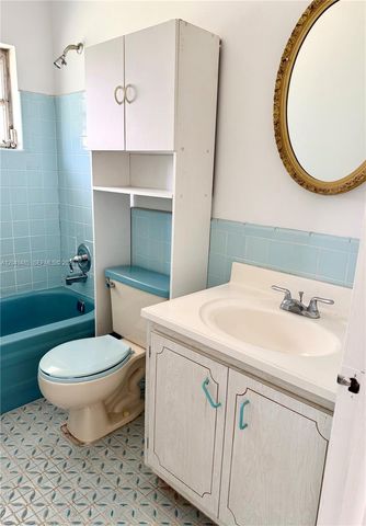 7008 NW 89th Ave, Tamarac, FL 33321