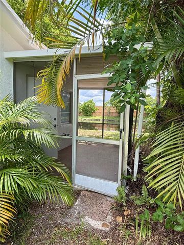 7008 NW 89th Ave, Tamarac, FL 33321