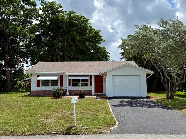 7008 NW 89th Ave, Tamarac, FL 33321