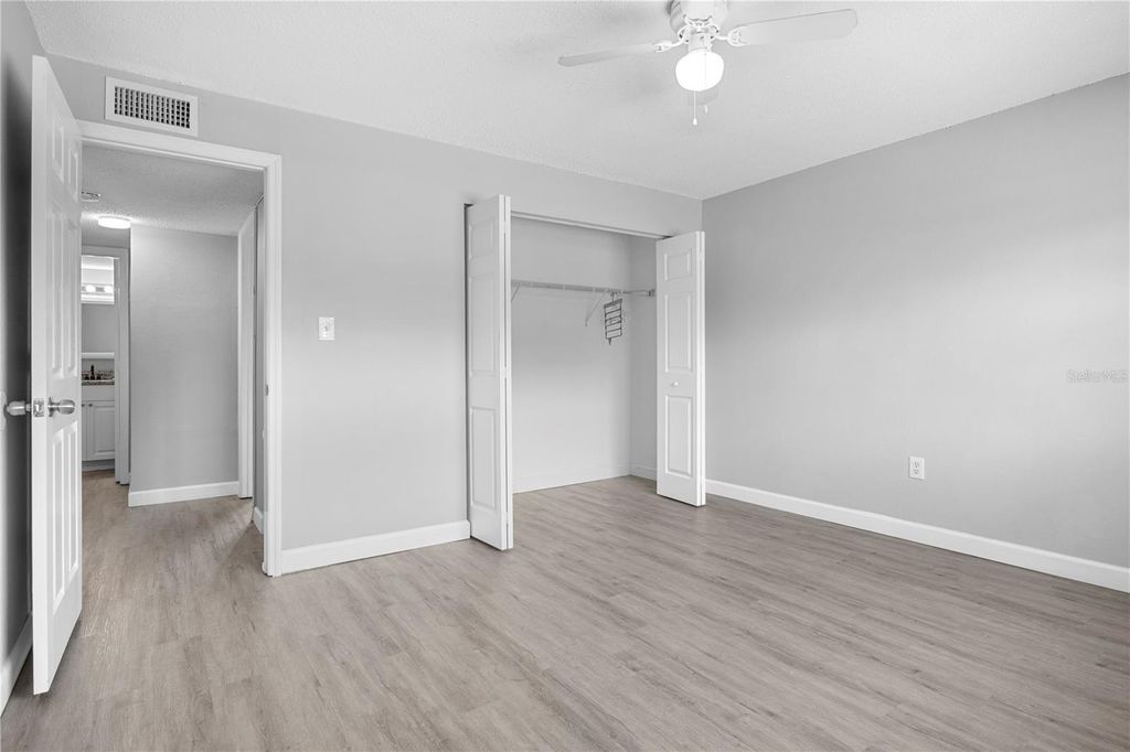 Image 13 of property listing at 205 POINSETTIA PINE COURT 201, Tampa, FL 33612
