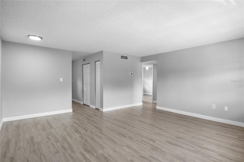Image 3 of property listing at 205 POINSETTIA PINE COURT 201, Tampa, FL 33612