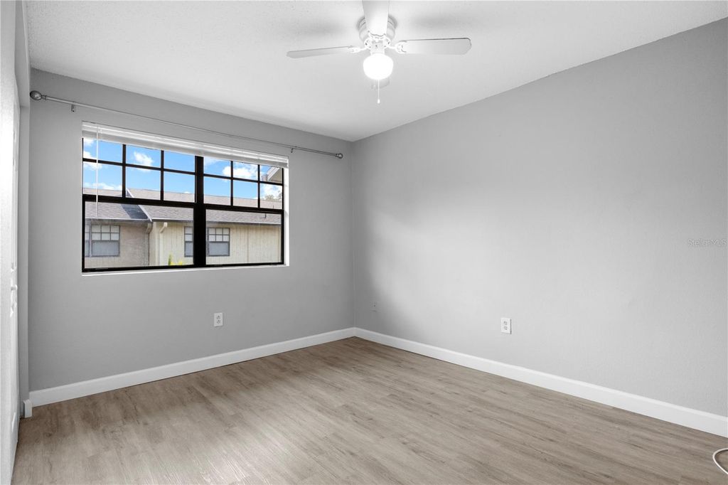 Image 6 of property listing at 205 POINSETTIA PINE COURT 201, Tampa, FL 33612