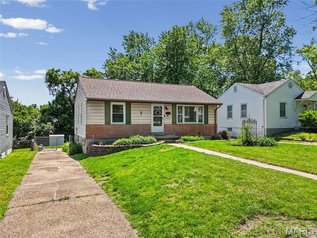 9826 Lullaby Lane, St Louis, MO 63114