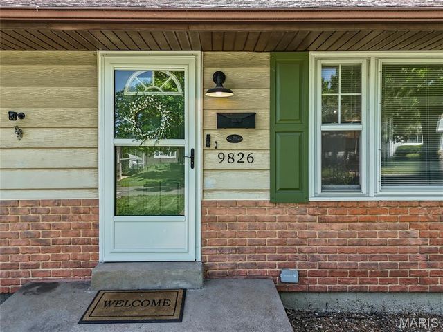 9826 Lullaby Lane, St Louis, MO 63114