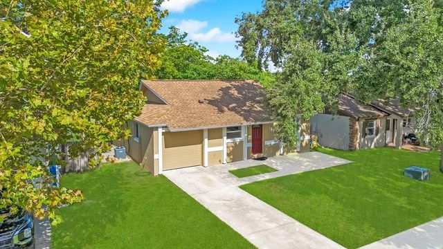 156 LAKE DRIVE, Orlando, FL 32835