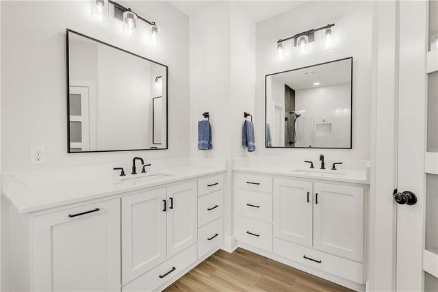 2913 Captain Court, Bryan, TX 77808