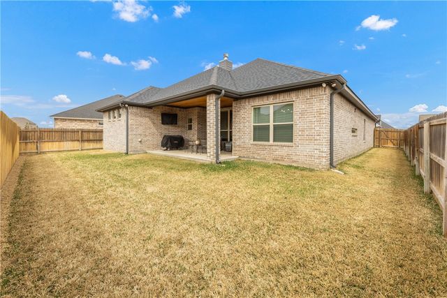 2913 Captain Court, Bryan, TX 77808