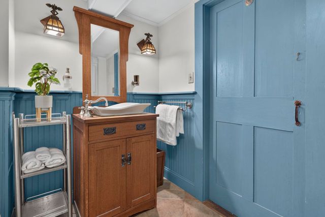 141 Kensington Road, Hampton Falls, NH 03844