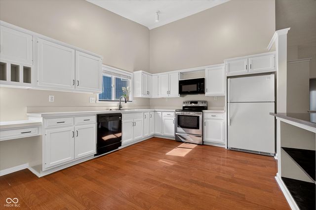 3323 Eden Village Drive, Carmel, IN 46033
