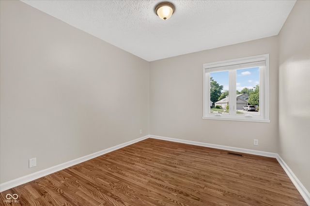 3323 Eden Village Drive, Carmel, IN 46033