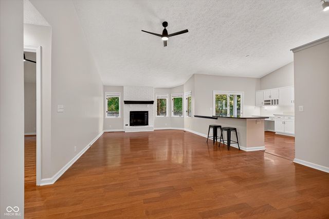 3323 Eden Village Drive, Carmel, IN 46033