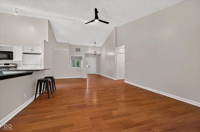 3323 Eden Village Drive, Carmel, IN 46033