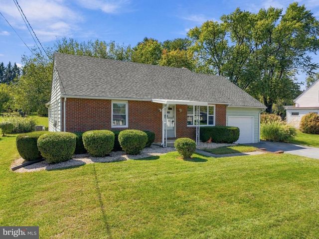208 E SUNSET AVE, Williamsport, MD 21795