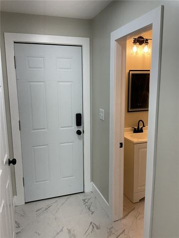 4196 Post Road, Warwick, RI 02818