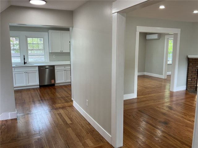 4196 Post Road, Warwick, RI 02818