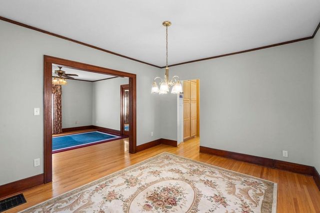 721 6th Street W, Hastings, MN 55033