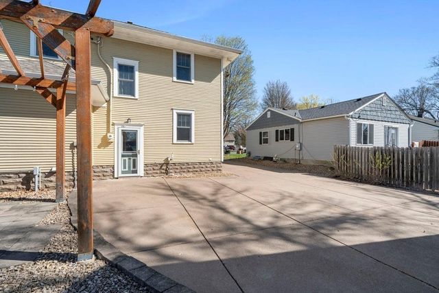 721 6th Street W, Hastings, MN 55033