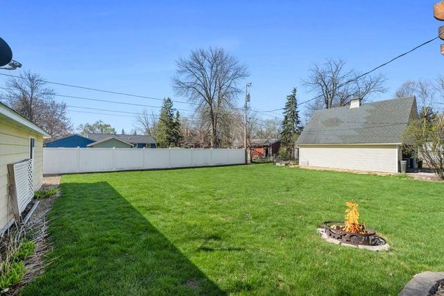 721 6th Street W, Hastings, MN 55033