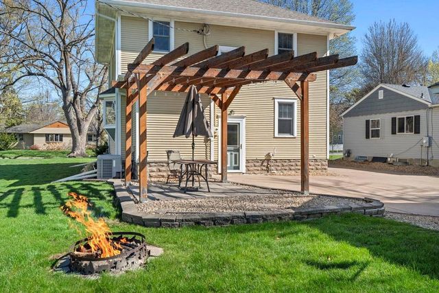 721 6th Street W, Hastings, MN 55033