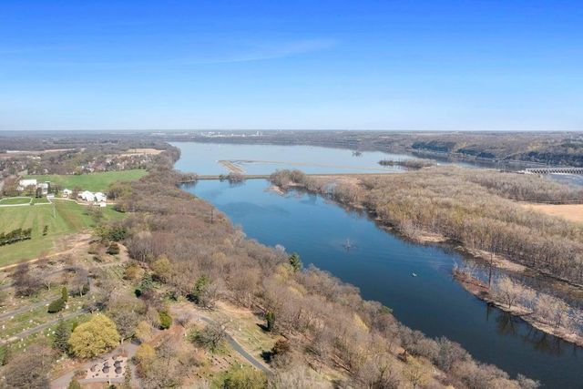 721 6th Street W, Hastings, MN 55033