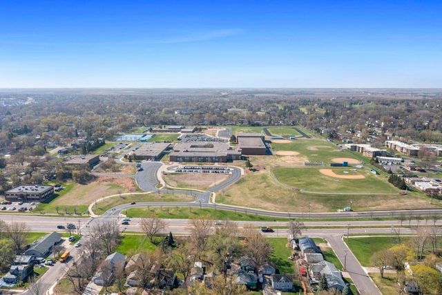 721 6th Street W, Hastings, MN 55033