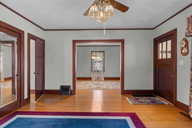 721 6th Street W, Hastings, MN 55033