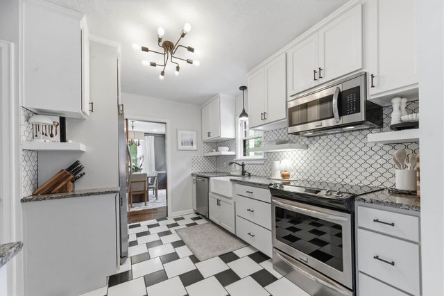 146 N Battin St, Wichita, KS 67208