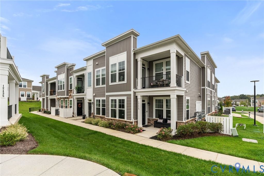 12445 Wescott Ave, Midlothian, VA 23112
