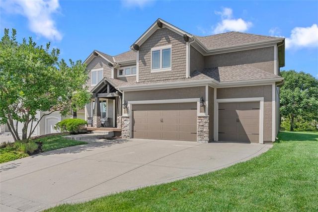 16200 Bluejacket Street, Overland Park, KS 66221