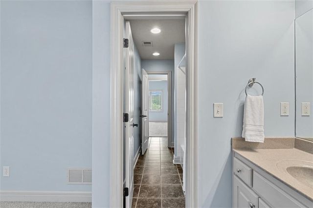 16200 Bluejacket Street, Overland Park, KS 66221