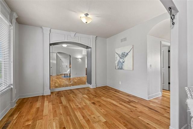 16200 Bluejacket Street, Overland Park, KS 66221