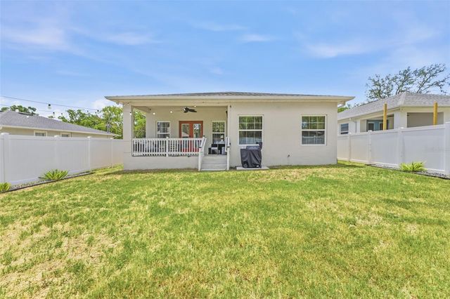 1612 E 97TH AVENUE, Tampa, FL 33612