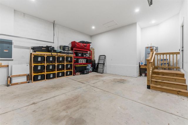 1612 E 97TH AVENUE, Tampa, FL 33612