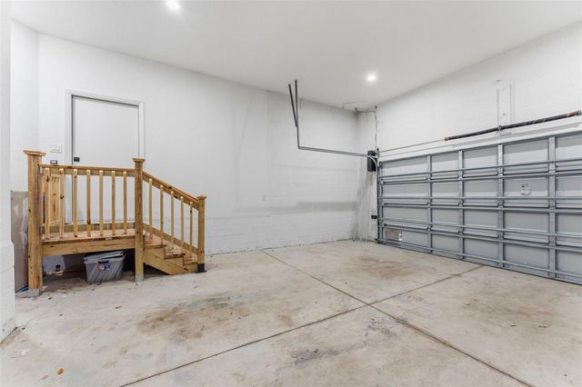 1612 E 97TH AVENUE, Tampa, FL 33612