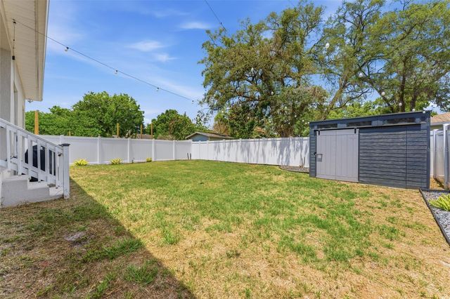1612 E 97TH AVENUE, Tampa, FL 33612