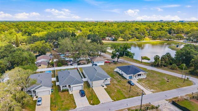 1612 E 97TH AVENUE, Tampa, FL 33612