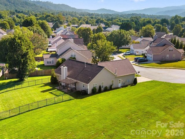 222 Misty Valley Way, Fletcher, NC 28732